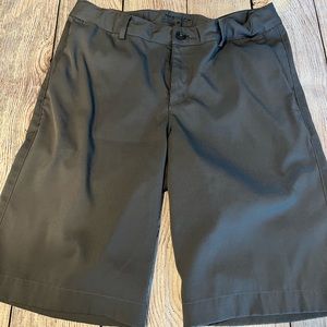Nike Boy’s Grey Dri-fit Golf shorts - size L